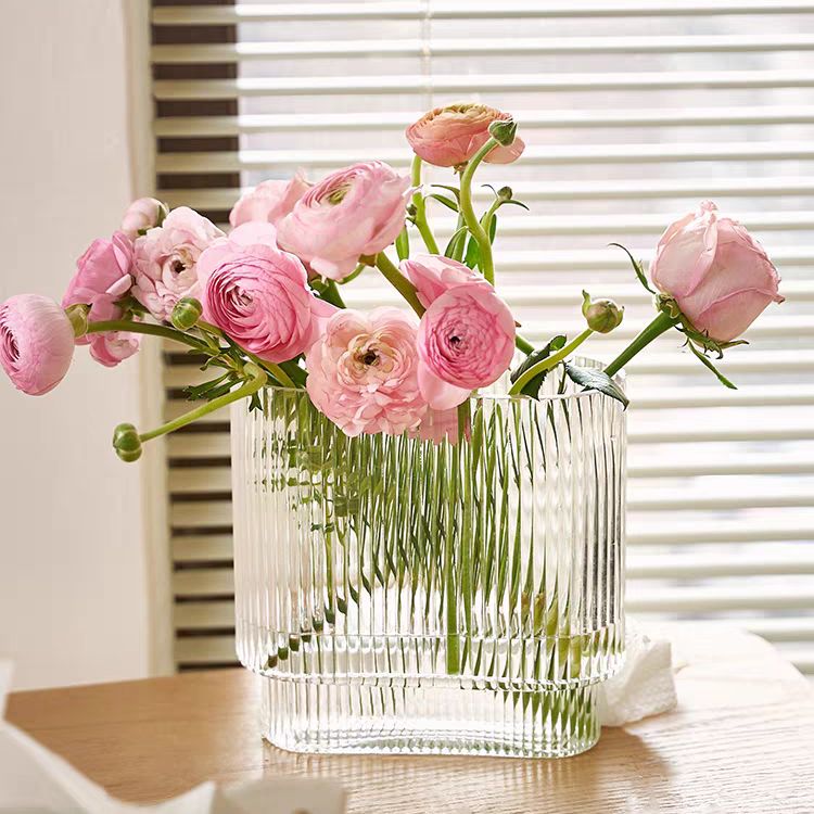 Lọ hoa thuỷ tinh vân sóng sọc mô phỏng ngọn đuốc cao cấp Qhouse , bình hoa decor trang trí nội thất sang trọng
