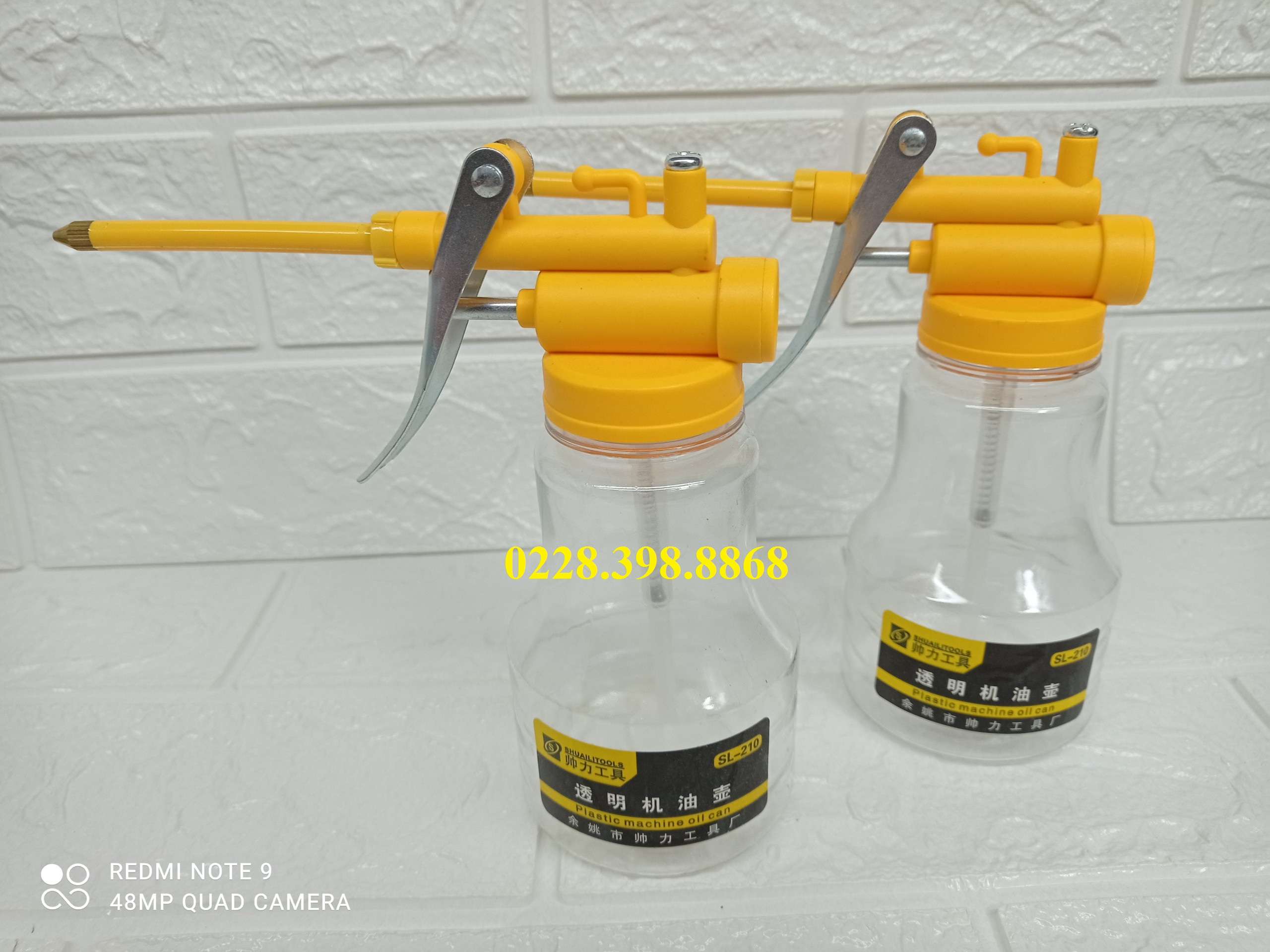 Bình Châm Dầu Nhớt - nhựa