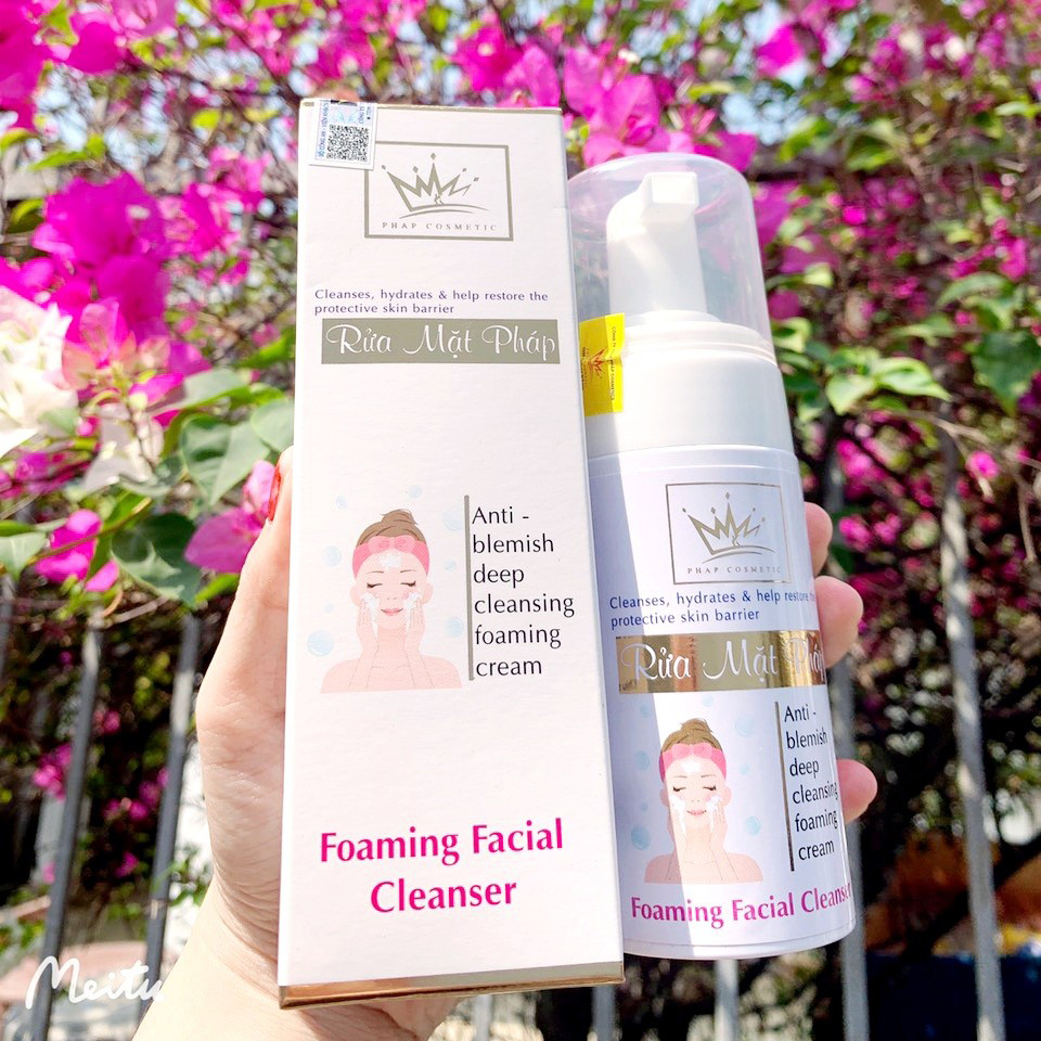 Sữa rửa mặt Pháp Cosmetic