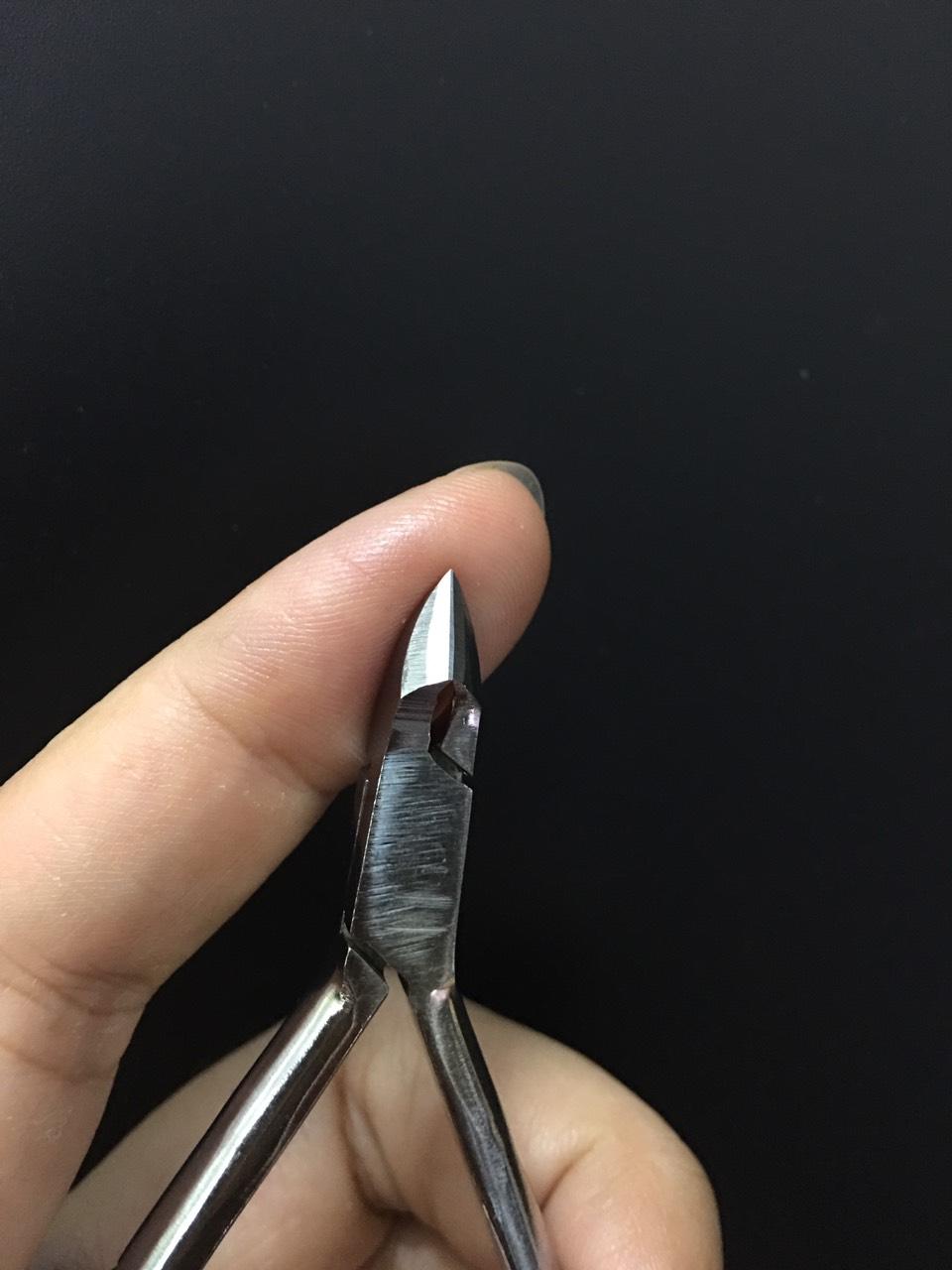 Kìm bán nguyệt, kìm nhặt da D-999