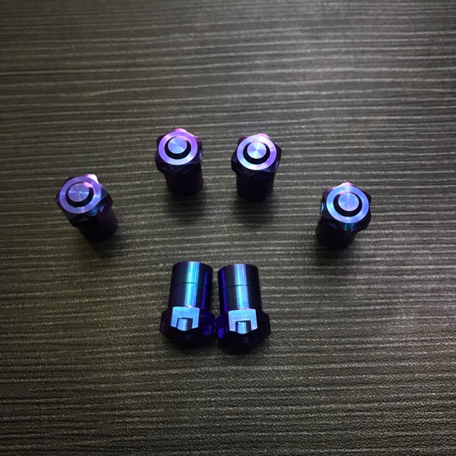 Van vòi titan Gr5 xịn gắn đc tât cả các loại xe, sản phẩm đa dạng về mẫu mã, kích thước, chất lượng đảm bảo an toàn cho sức khỏe của người sử dụng