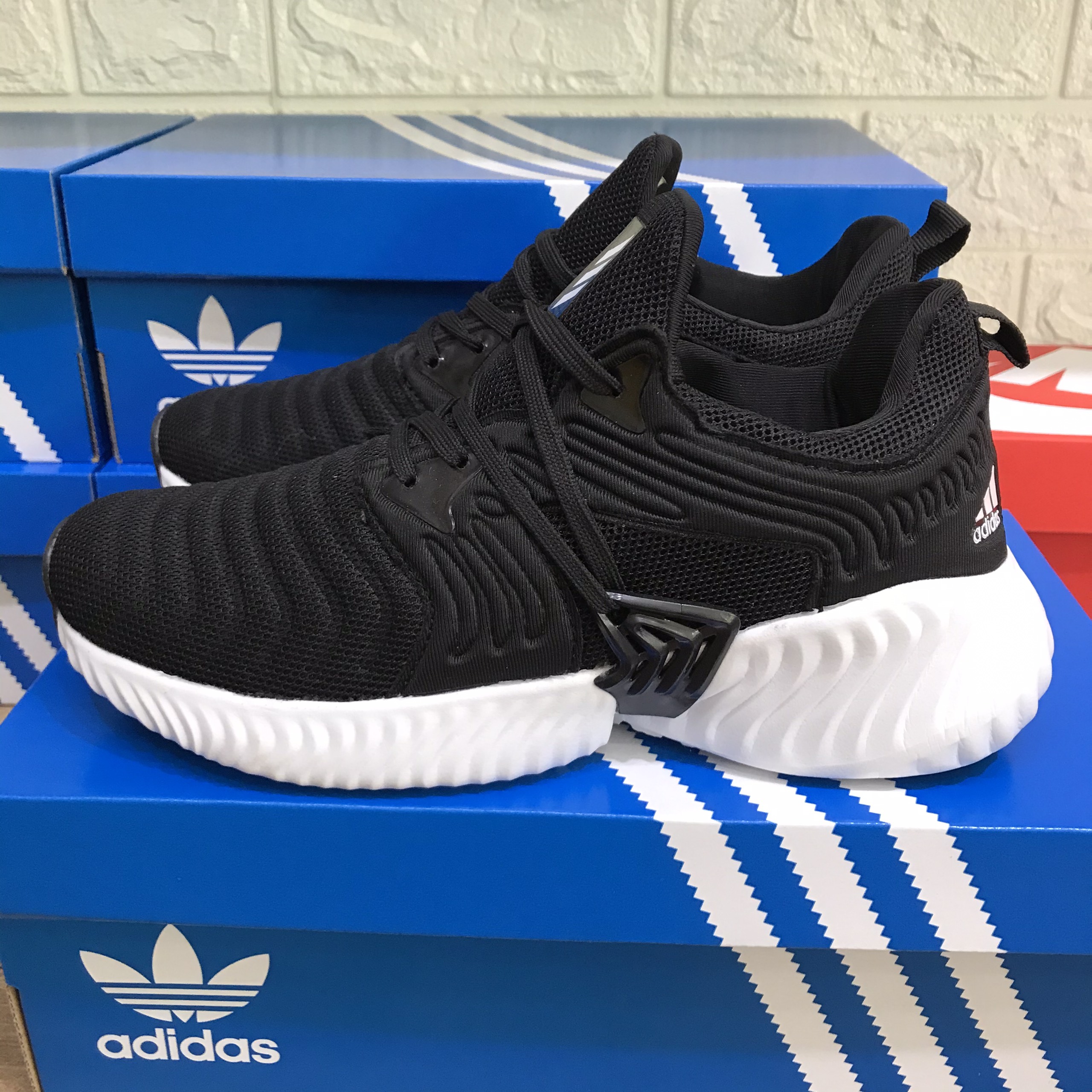 [ TẶNG HỘP ] Giày thể thao sneaker cặp cho nam nữ không cần cột dây nhiều lần màu đen.