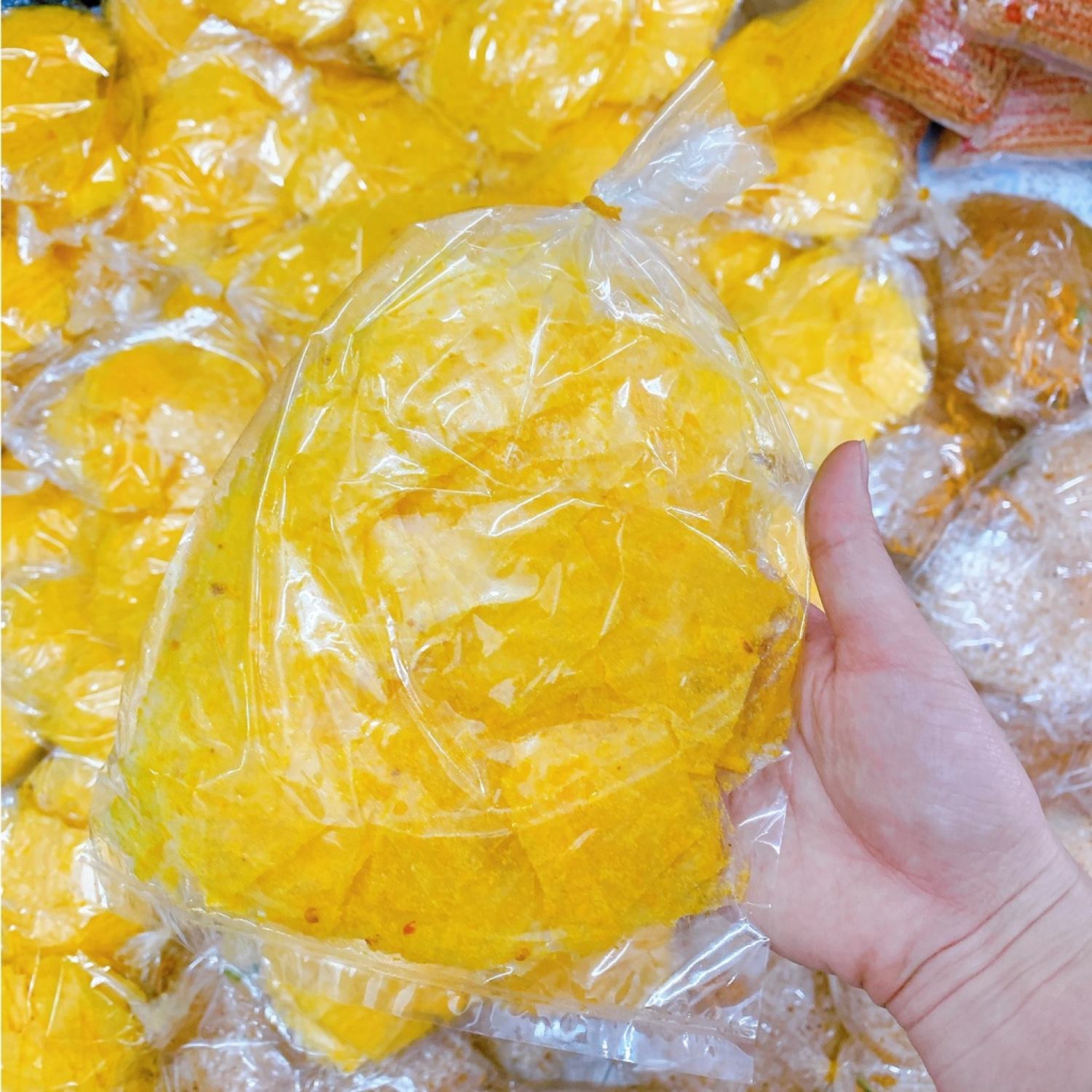 Bánh tráng phô mai lắc