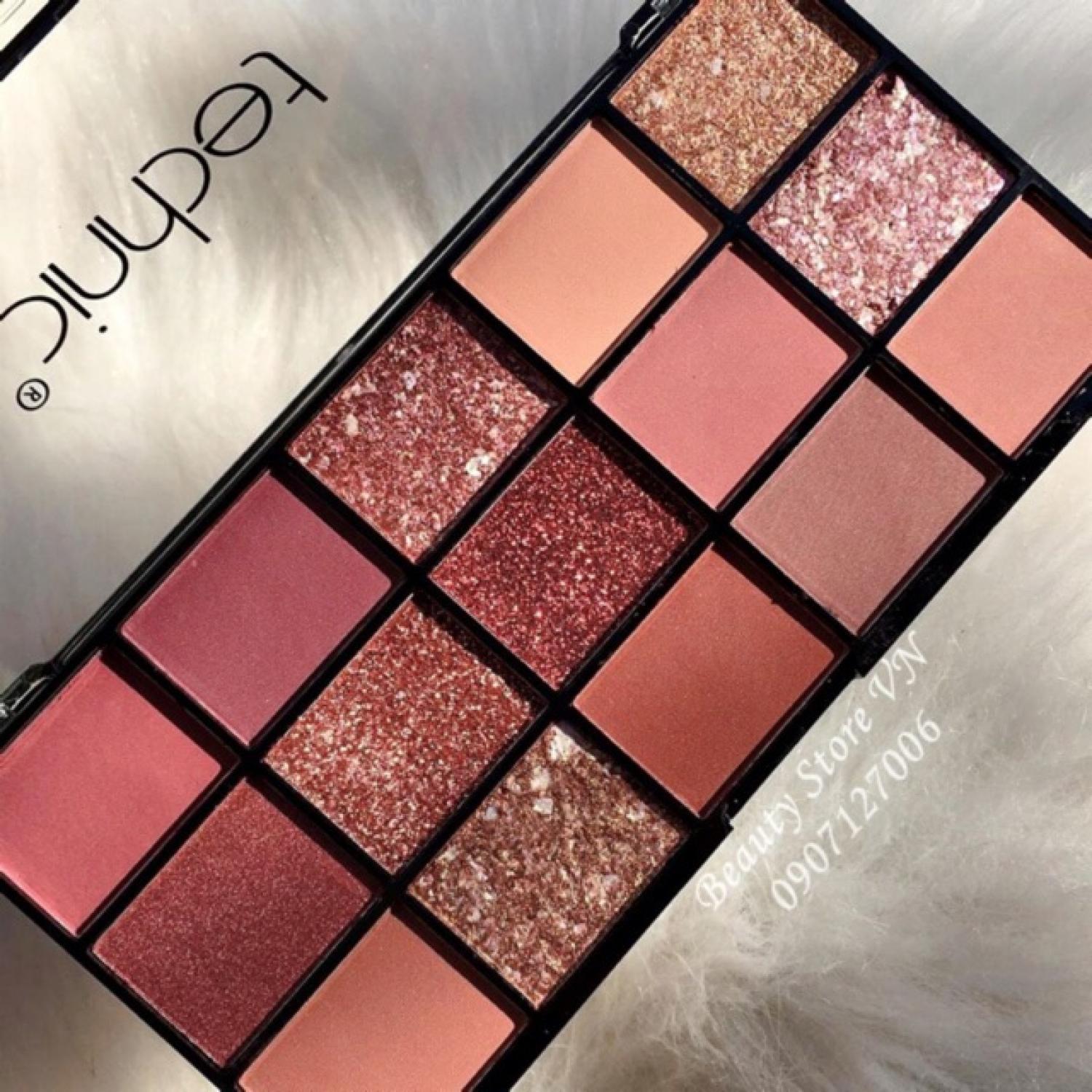 Bảng Phấn Mắt Nhũ Invite Only Technic Eyeshadow Palette