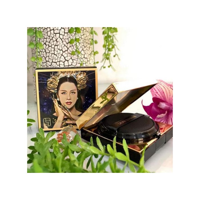 Phấn nước siêu mịn Laura Sunshine Magic Smooth Cushion SPF30