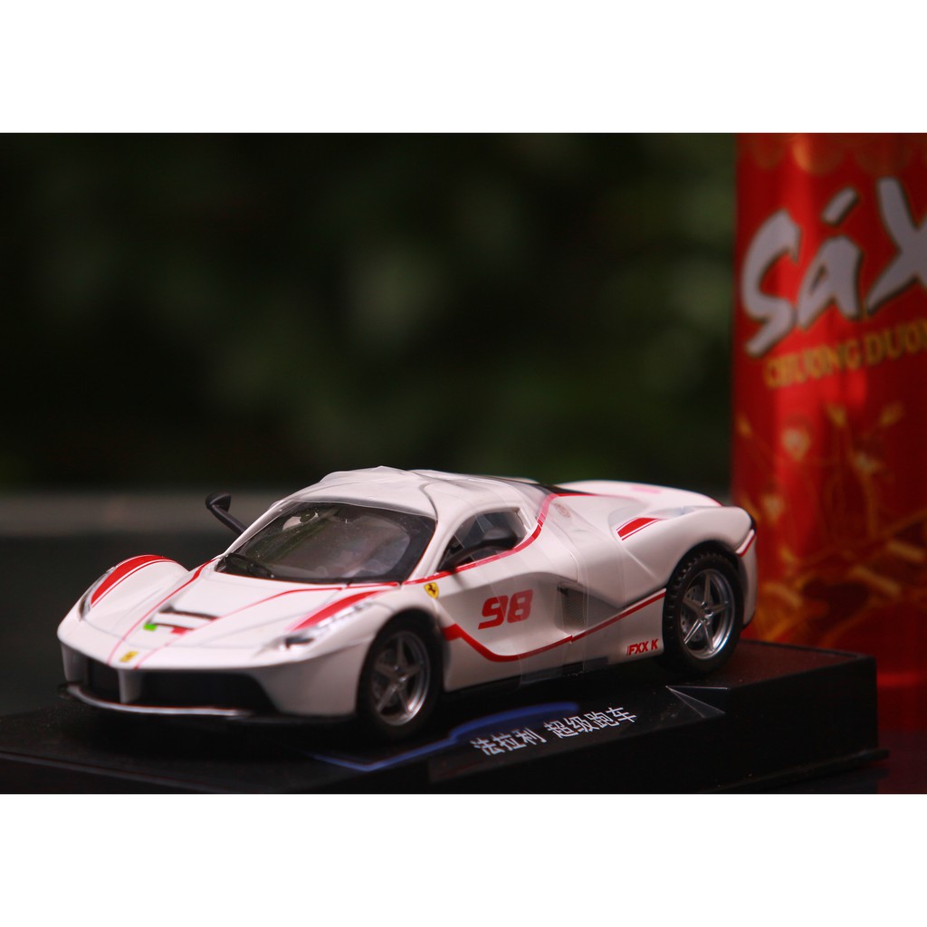 Xe mô hình hợp kim Ferrari FXX K tỷ lệ 1:32 Đồ chơi trẻ em quà tặng, trang trí, suu tầm
