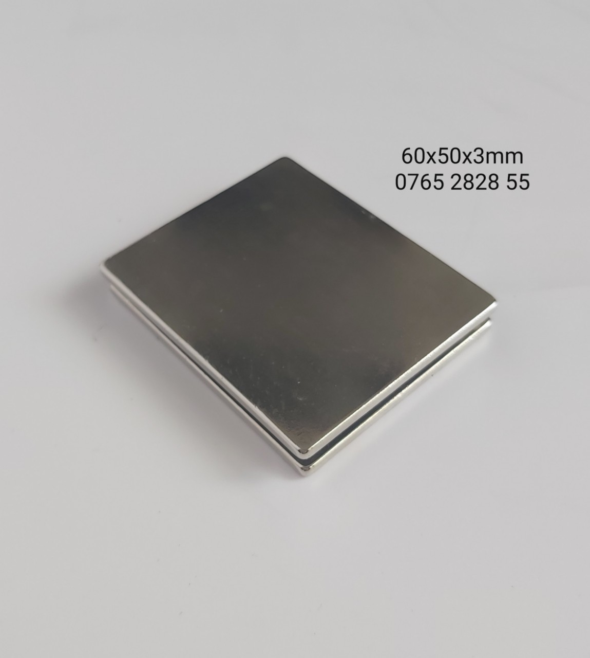 Nam châm viên lực mạnh 60x50x3mm - 1 viên