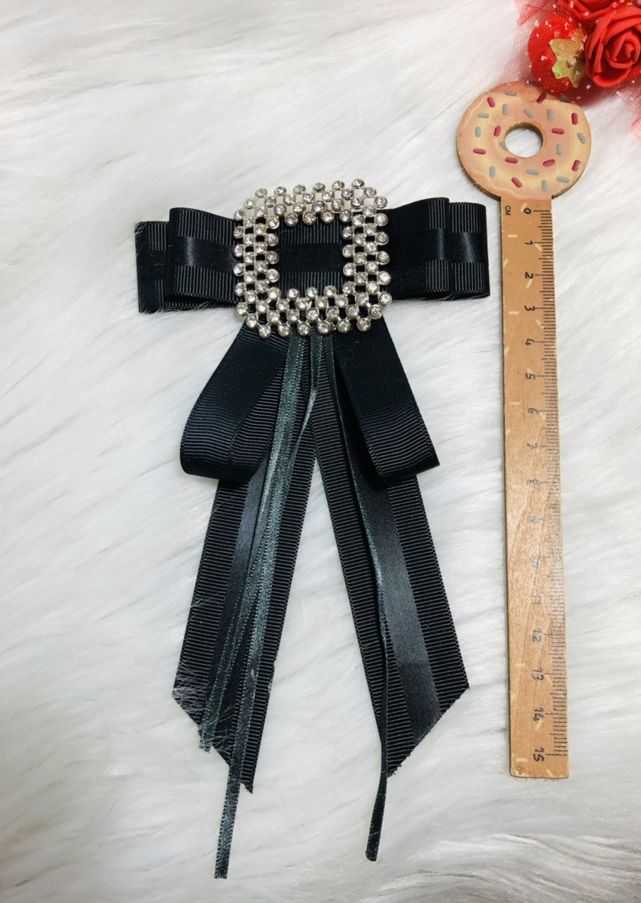 Cài áo mặt vuông đá. kt 10 x 15cm