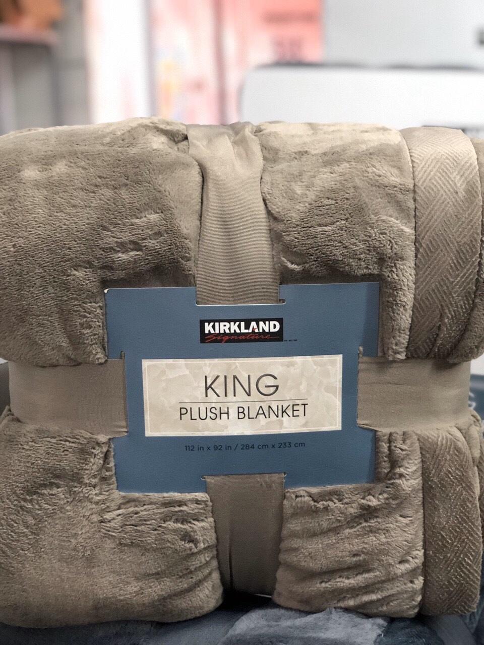 Chăn lông cừu KirkLand Signature Plush Blanket King hàng Mỹ mẫu 2019