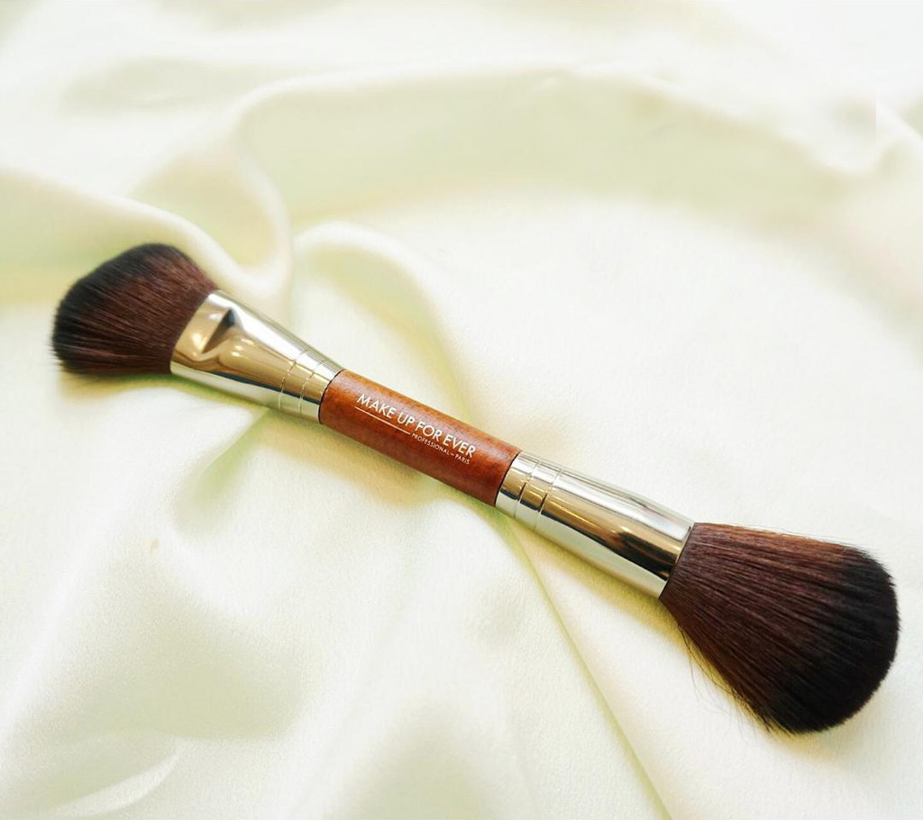 Cọ má - phủ 2 đầu makeup forever 158