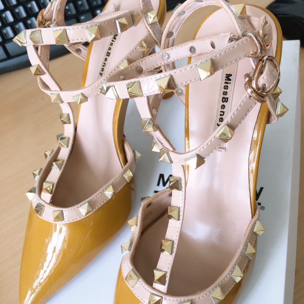 Sandal chiến binh đinh tán bit mũi
