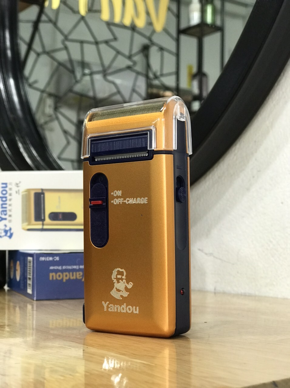 Máy cạo râu yandou sc-316u