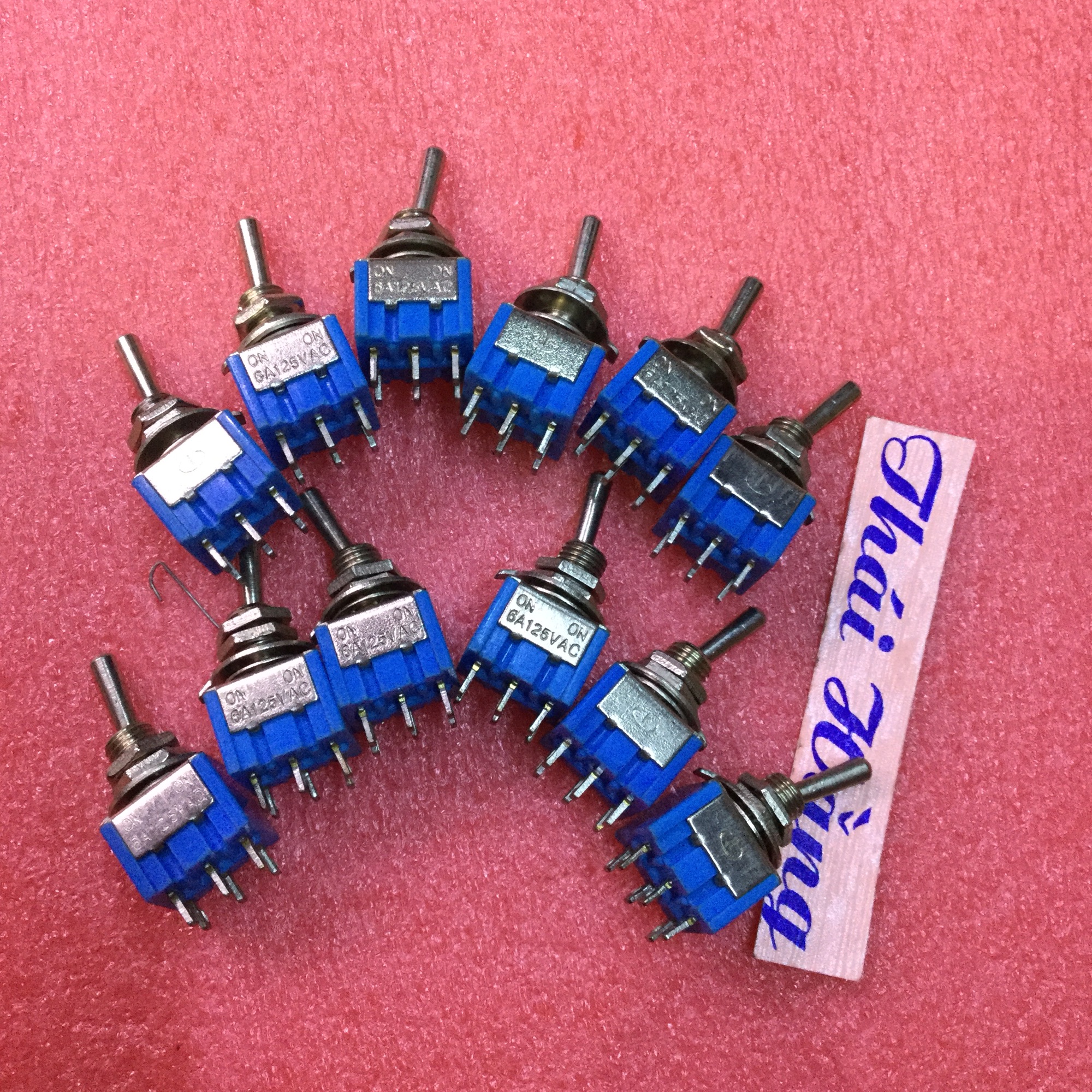 Công tắc on-off-on /6 chân