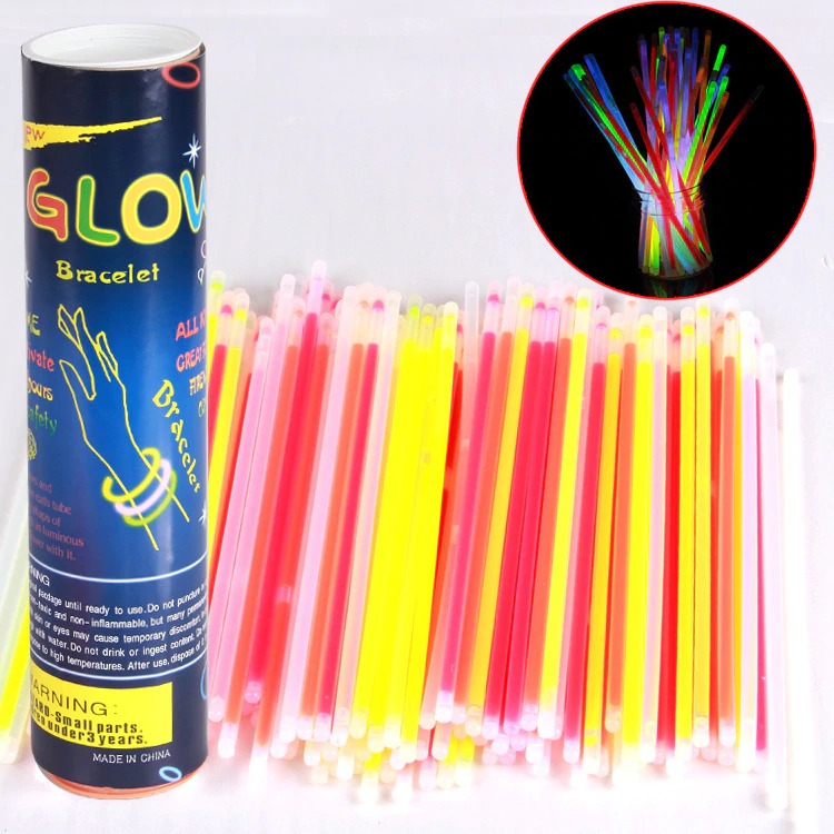 Hộp 100 Que Phát Sáng kèm 100 đầu nối tạo vòng - Que Dạ Quang nhiều màu ngẫu nhiên