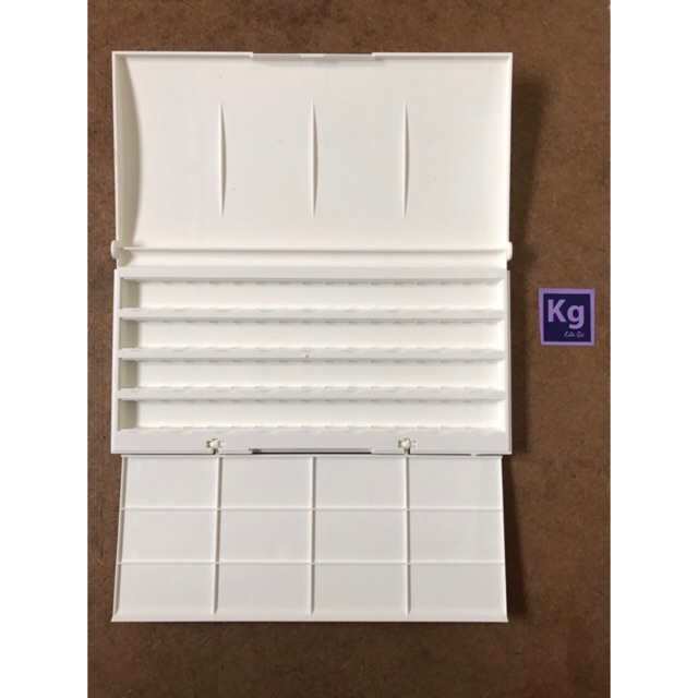 Hộp Nhựa Đựng Màu Kèm Khay Palette St. Petersburg
