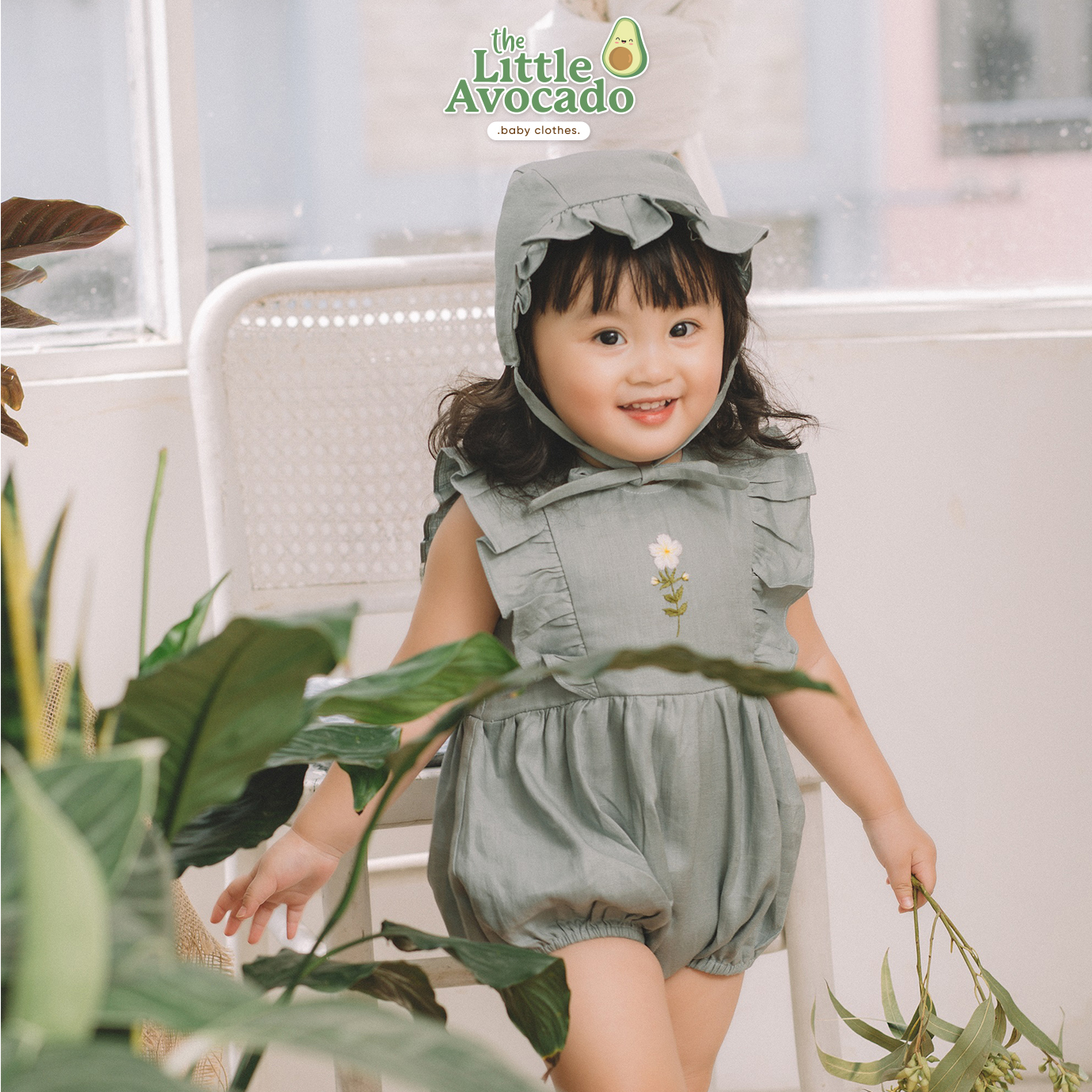 Romper linen họa tiết hoa cúc thêu tay cho bé gái THE LITTLE AVOCADO cam đất/xanh mint/hồng pastel