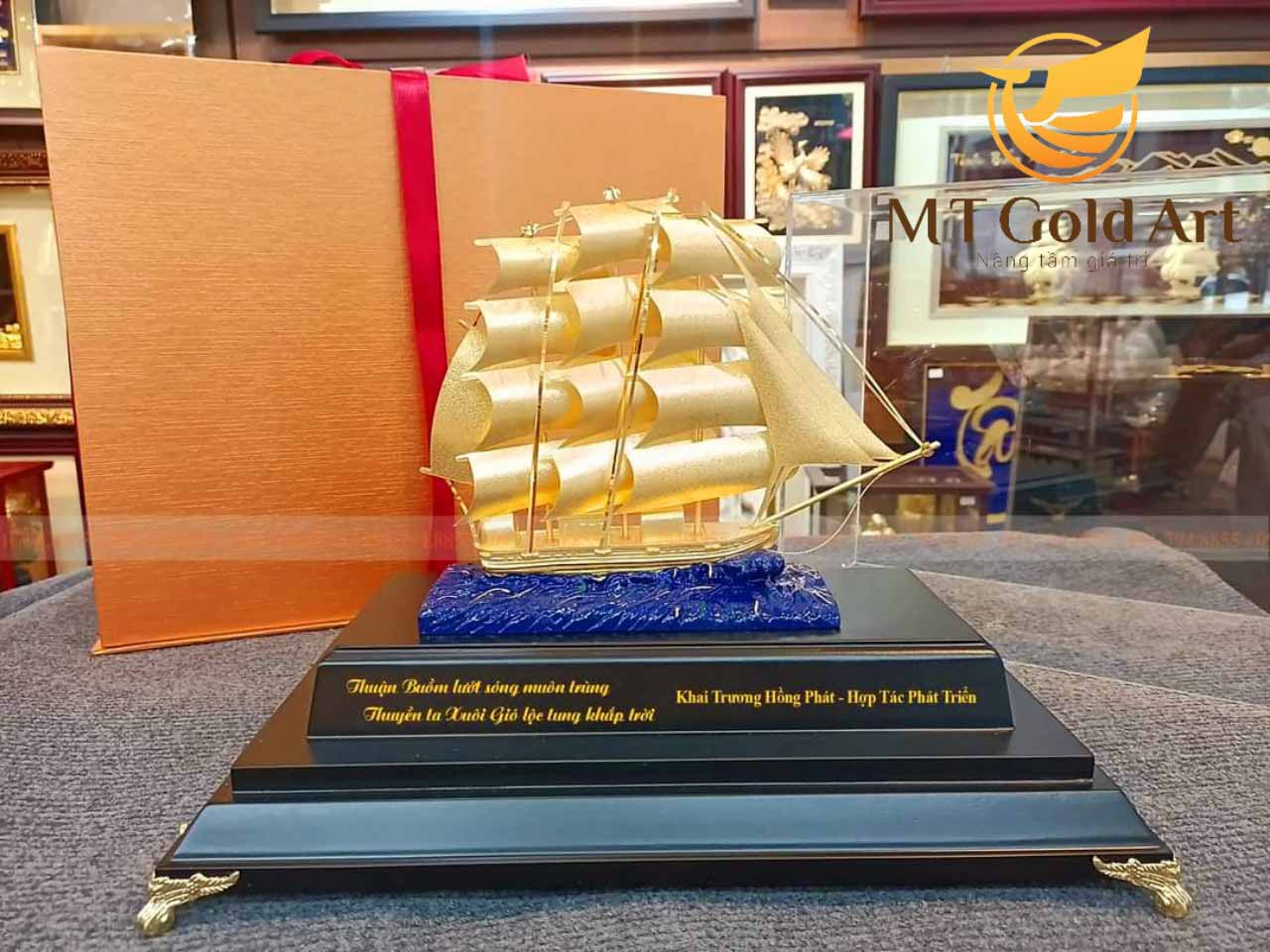Mô hình thuyền dát vàng(17x29x34m) MT Gold Art- quà tặng sếp, quà tặng khách hàng, quà tặng đối tác, quà tặng tân gia. quà tặng khai trương, quà tặng chồng, quà tặng doanh nghiệp, quà tặng vợ