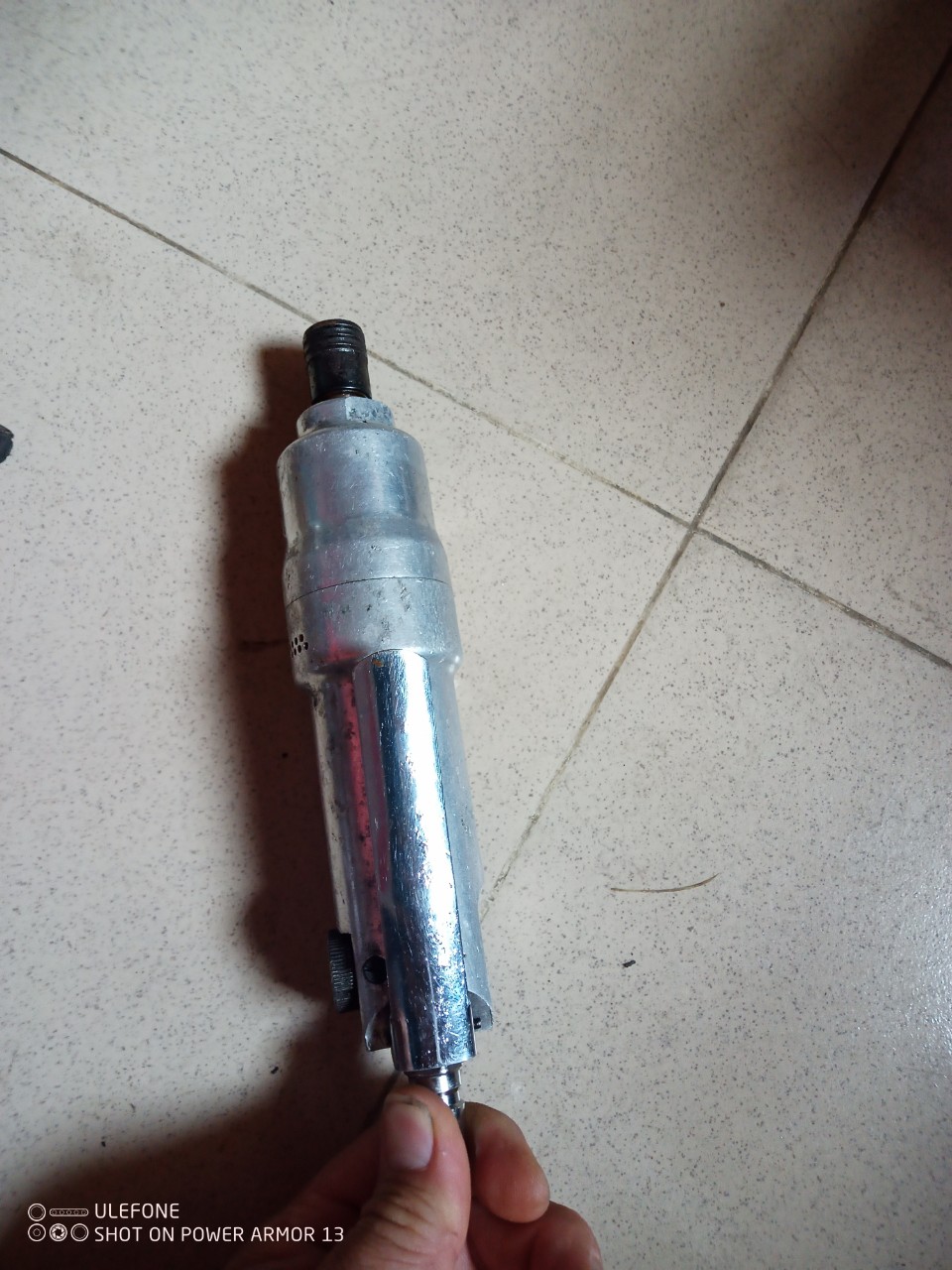 Máy bắn vít dùng hơi đầu vít 6mm hàng bãi nhật
