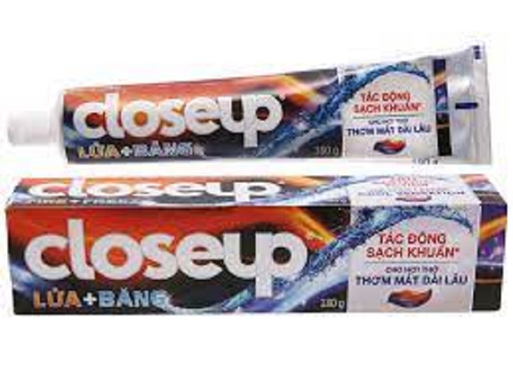 Kem đánh răng Closeup Lửa Băng thơm mát bất tận 180g