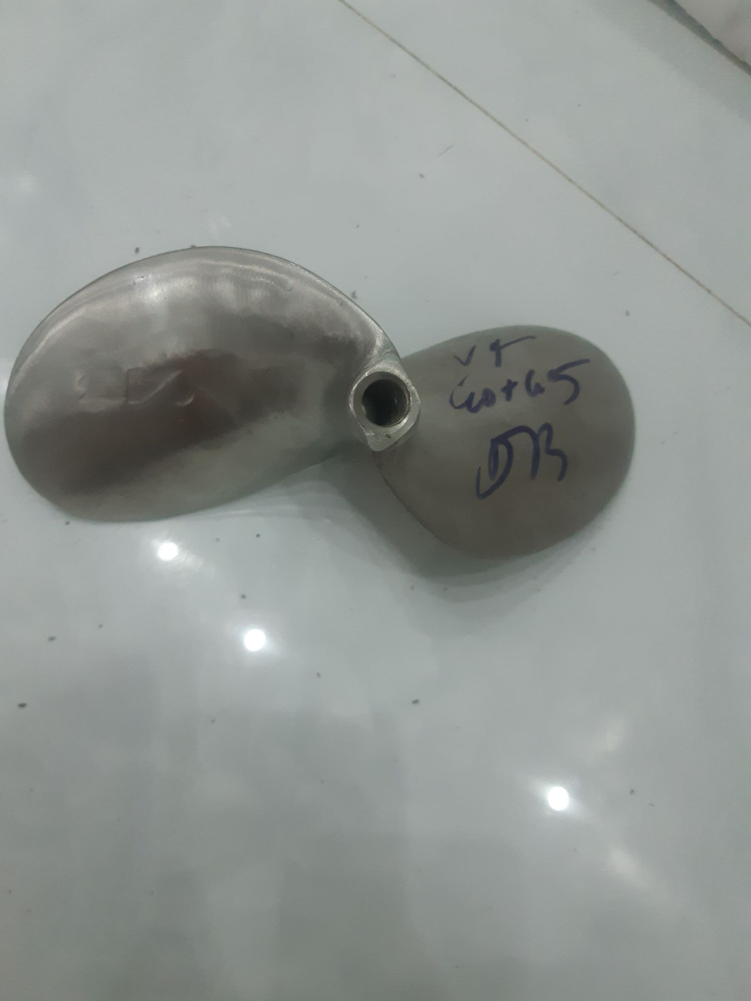 chân vịt inox ( thái ) 6.5 - 7.5hp, cốt xéo, gen 14 và 16mm cho máy xăng