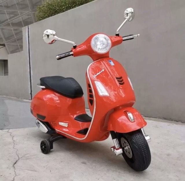xe máy điện trẻ em vecpa - xe máy điện vespa cho bé sành điệu 1-8 tuổi loại to nhất