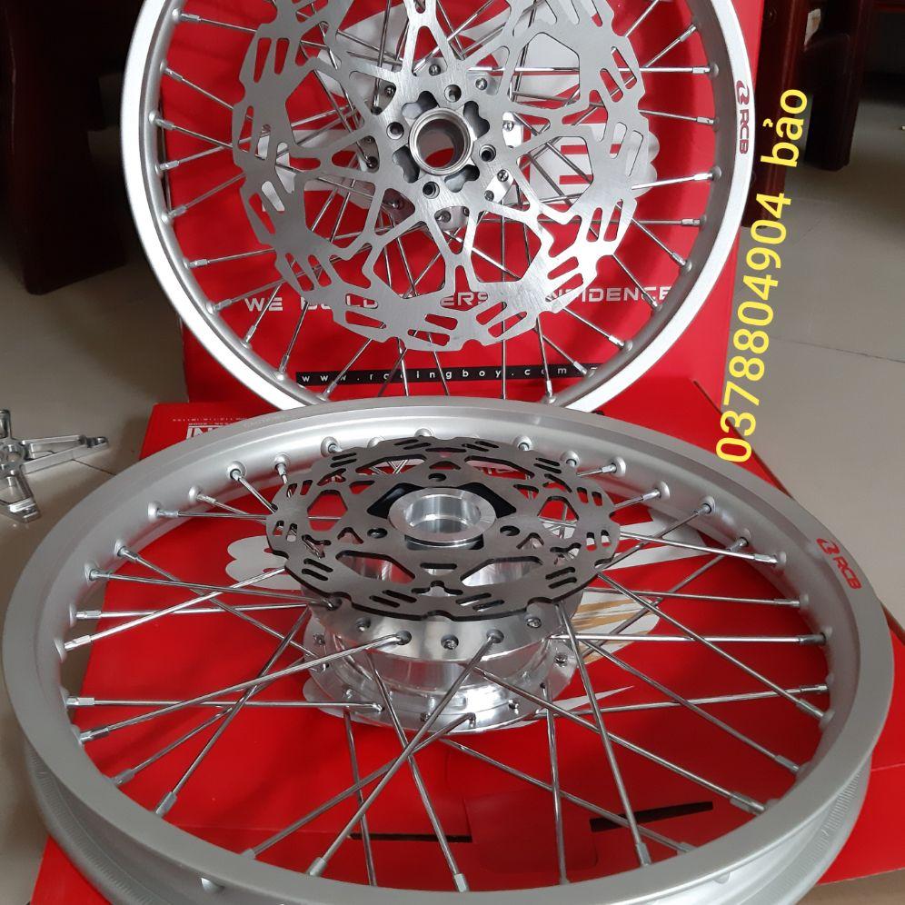 Bánh căm RAIDER SATRIA niềng RCB chính hãng kèm 2 đĩa trước sau gắn như zin sản phẩm như hình