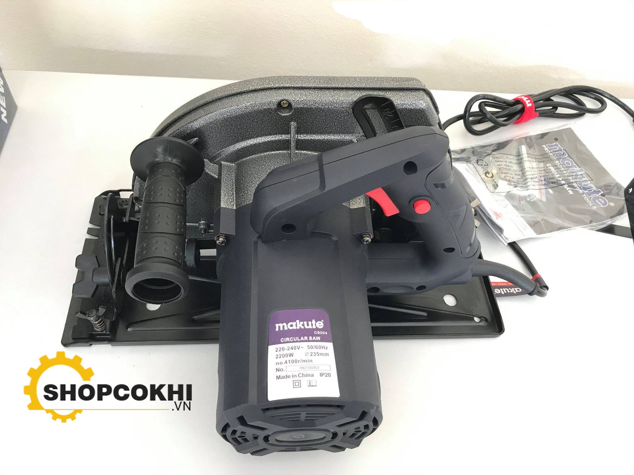 Máy cưa gỗ makute cs004