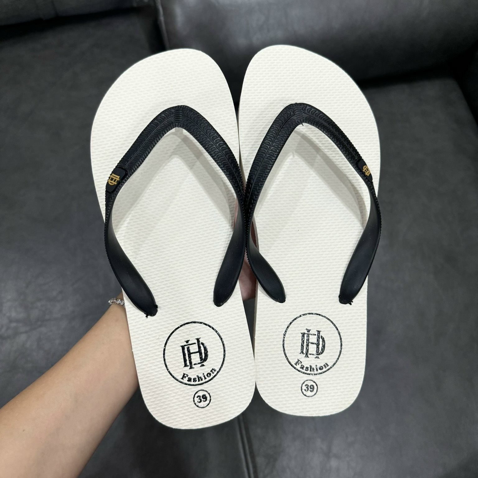 Dép tông - lào nam HD chất liệu cao su thái cao cấp - êm chân thoáng khí chống trơn trượt -TRẮNG QUAI ĐEN