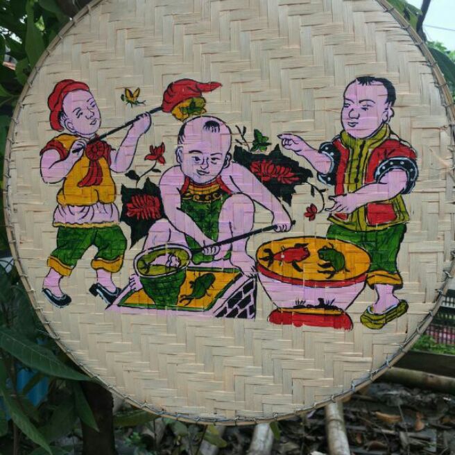 Tranh đông hồ trên mẹt tre 40cm