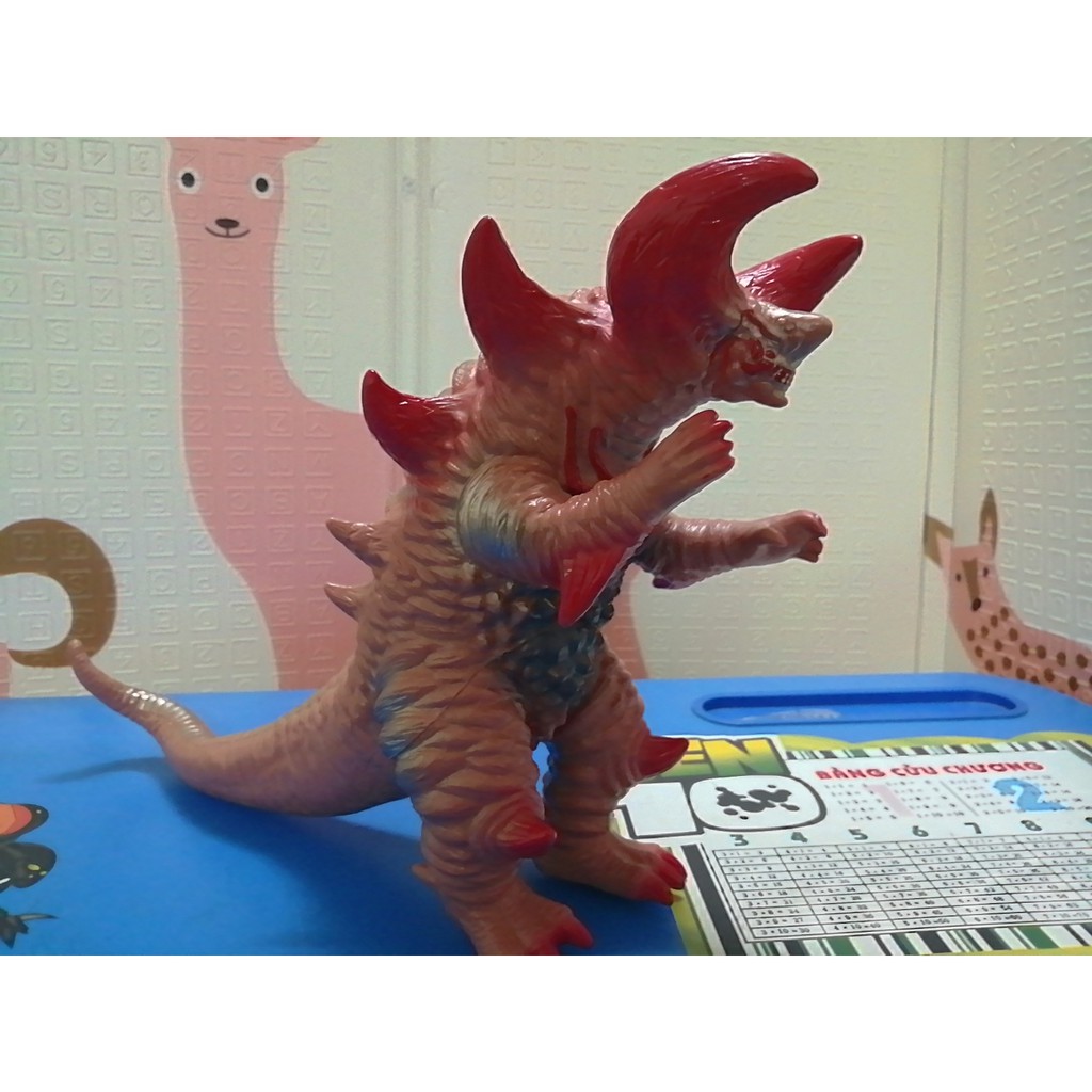 Mô hình Quái vật Skull Gomora 30cm Kaiju Bandai Ultraman Serie Siêu nhân điện quang