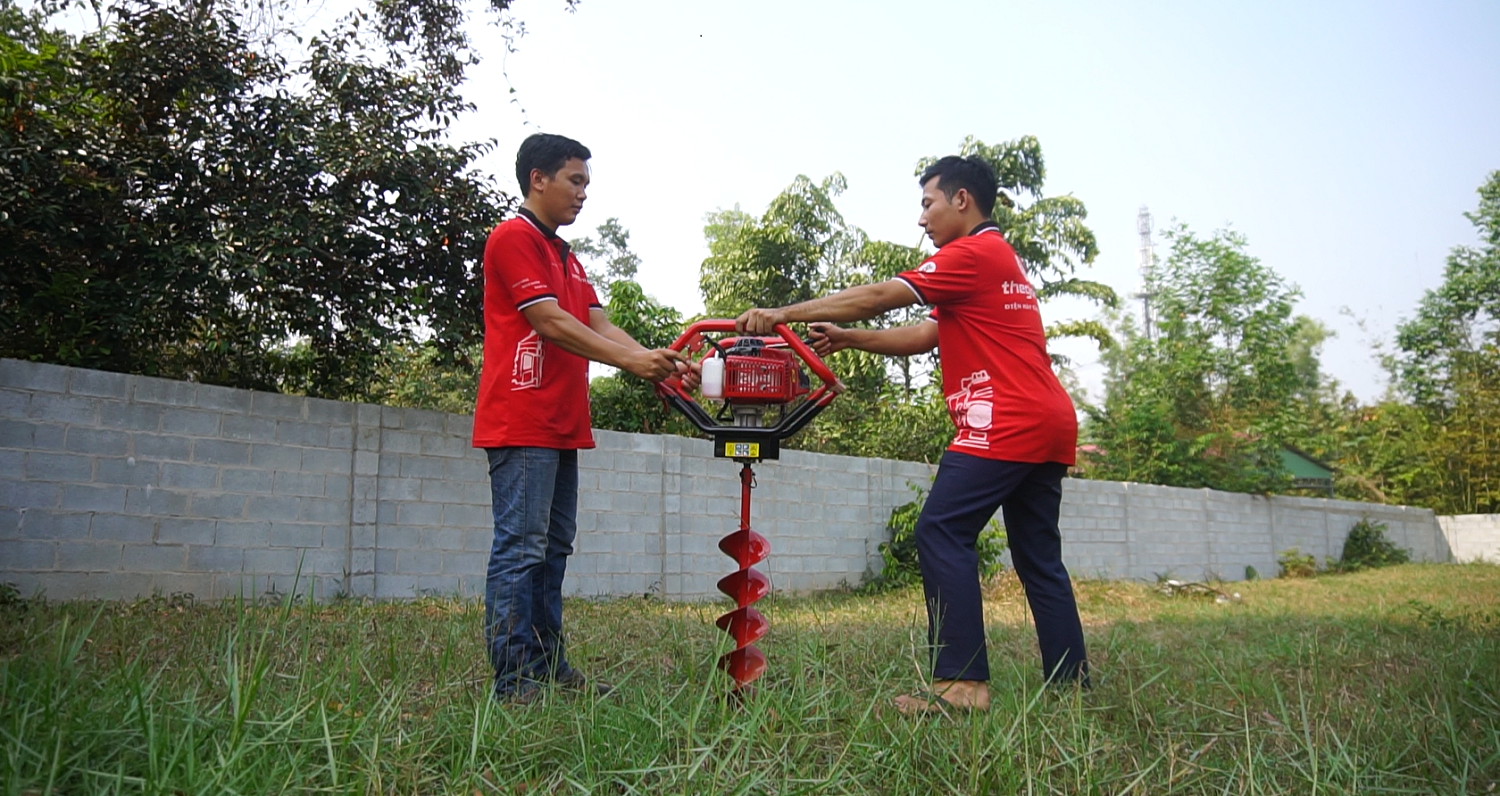 Máy khoan đất oshima 2ps tặng kèm mũi khoan 150mm