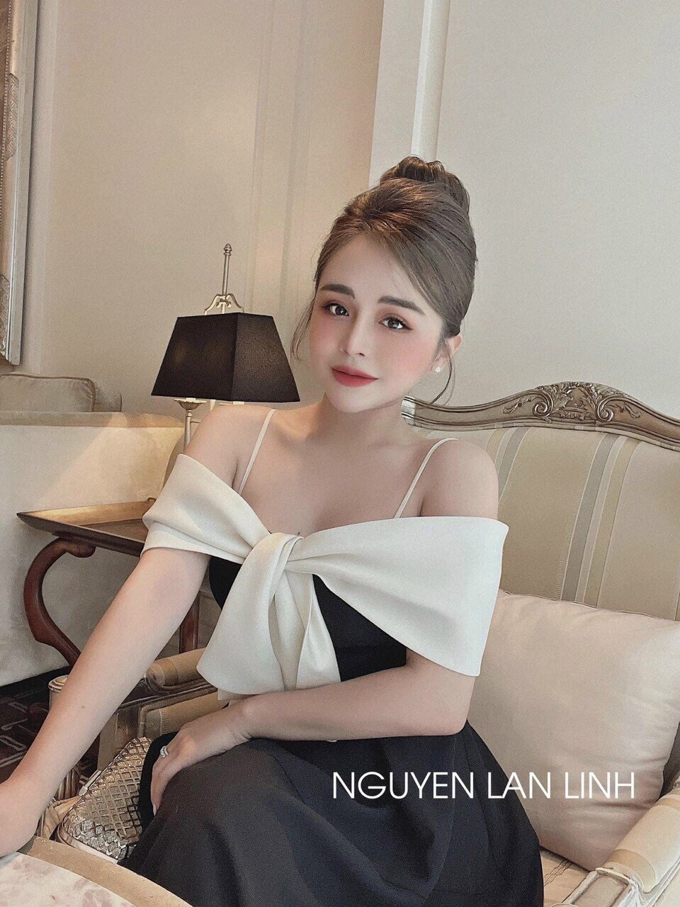 Váy đi tiệc nữ chất vải Tapta trễ vai, váy nữ mặc đi chơi trễ vai, váy nữ đính nơ, đầm nữ dáng váy xòe bồng sang chảnh, đầm bệt vai cao cấp đơn giản