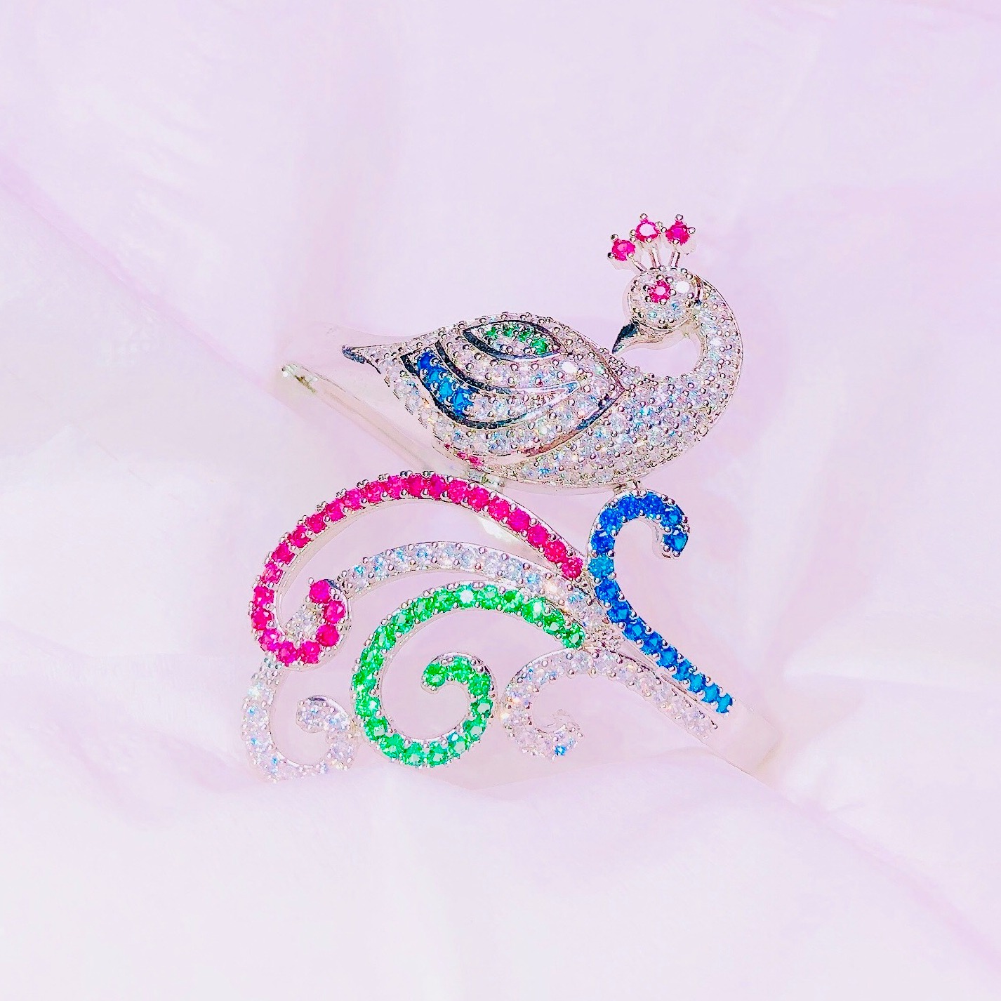 [HCM]Vòng Tay Nữ đẹp Vòng tay vàng non bạc ta xi kim vòng tay vàng trắng cao cấp vòng tay công phong thủy đính đá pha lê ngũ sắc TRANG SỨC GADO V009 - Đi Tiệc Đi Đám Cưới Cực Sang Chảnh