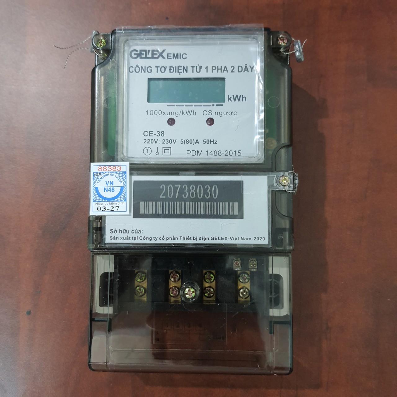 Công Tơ Điện Tử 1 Pha EMIC CE-38 - có kiểm định của điện lực. Nhỏ gọn, mẫu mã đẹp, cấp chính các cao. Dùng thay thế cho công tơ cơ truyền thống