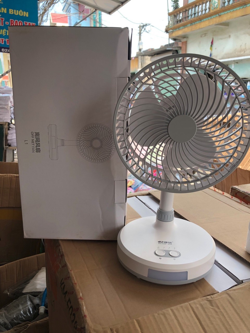 [XẢ KHO HÀNG HÈ SALE CỰC HÓT GIẢM 50% ] QUẠT TÍCH ĐIỆN 3IN1 KM F0286-DEEL QUẠT TÍCH ĐIỆN CÓ ĐÈN CAO CẤP Quạt Tích Điện Đèn Led Loại Mới siêu bền GIÁ TỐT SALE OFF Bảo Hành Toàn Quốc