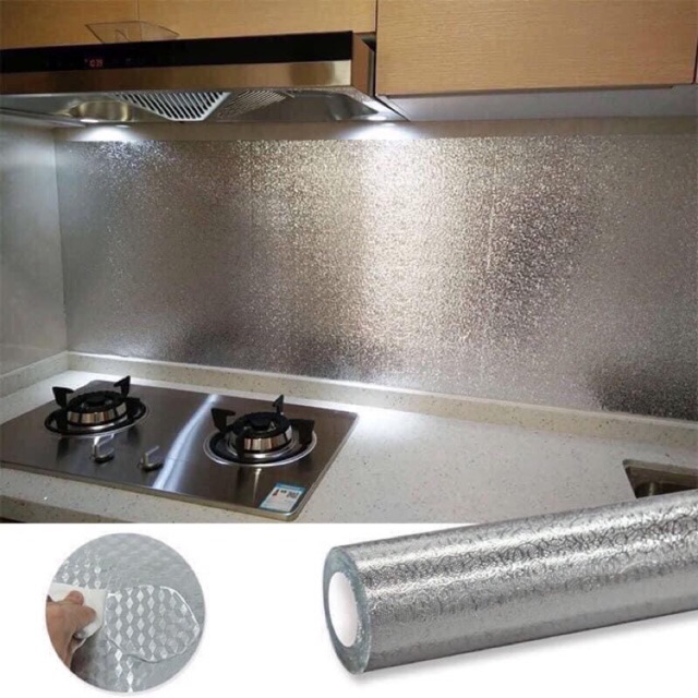 Cuộn giấy bạc dán bếp cách nhiệt, miếng decal dán tường nhà bếp chống thấm bền đẹp