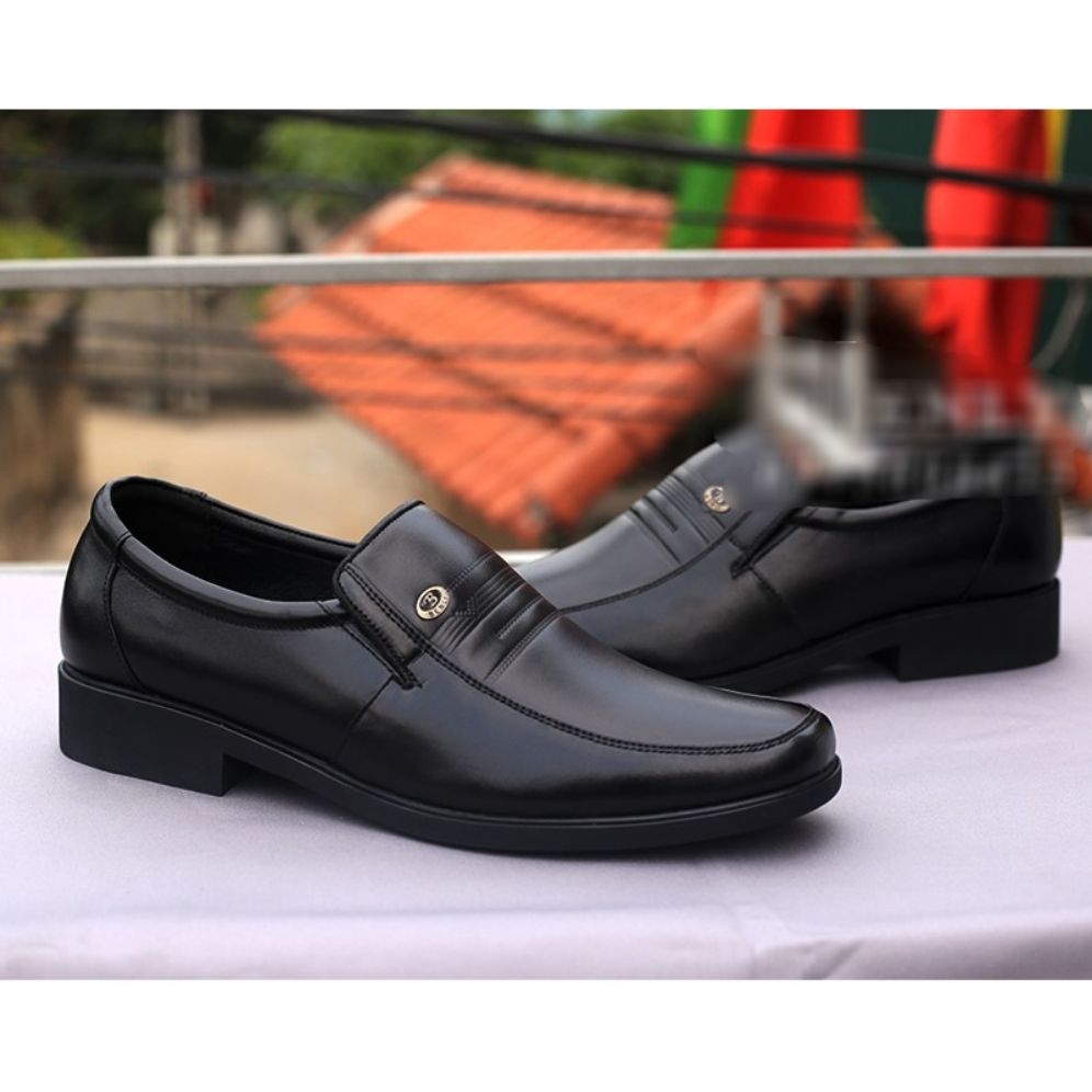 Giày lười nam trung niên da bò thật màu đen cao cấp