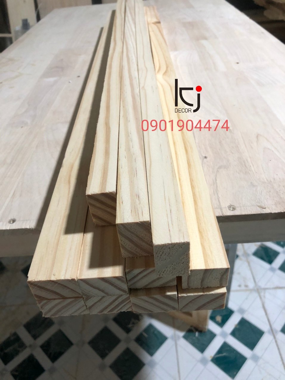 [KID024] - THANH GỖ THÔNG VUÔNG DÀI 50x4.5x4.5CM LÁNG MỊN 4 MẶT