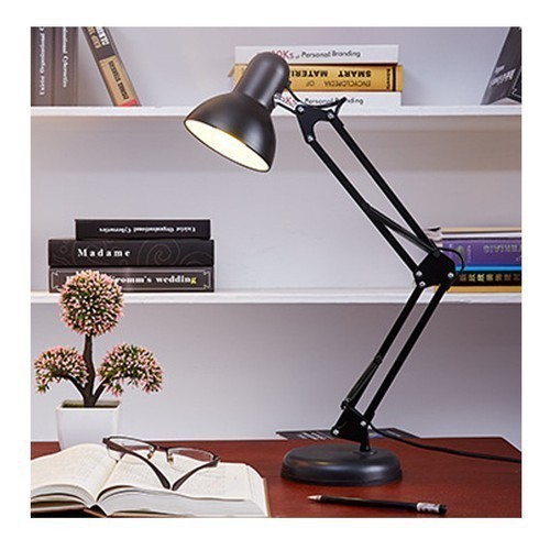 Đèn học kẹp bàn chống cận thị tiện lợi