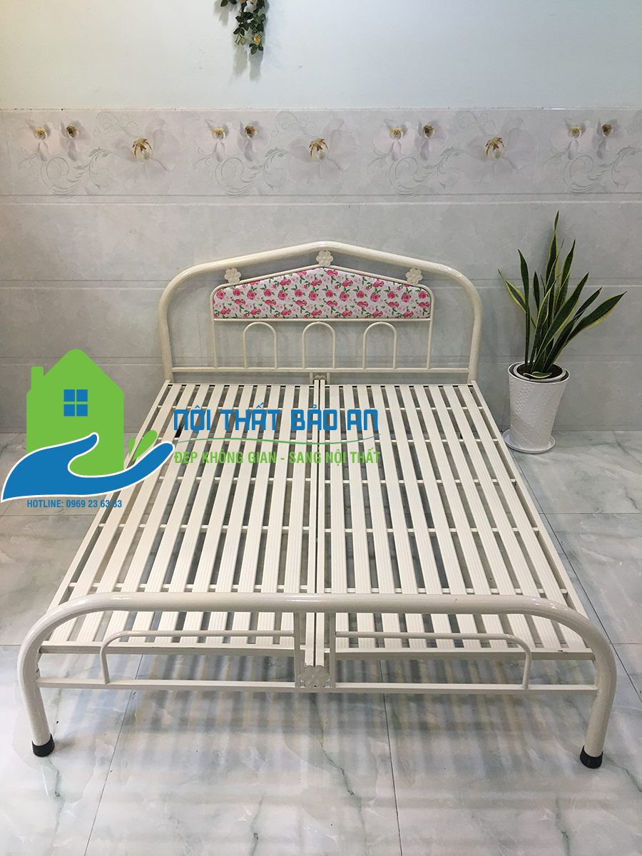 [HCM] Giường sắt hoa văn kích thước 1m2x2m - Bảo An