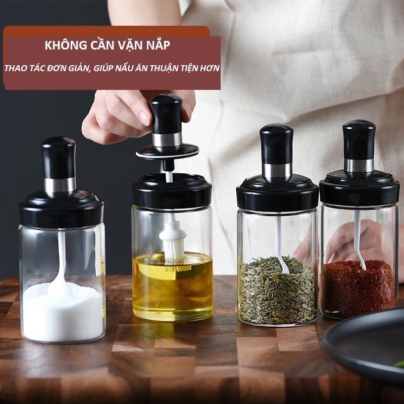 [HCM][COMBO 4 HŨ] - LỌ ĐỰNG GIA VỊ BÌNH ĐỰNG DẦU ĂN NƯỚC CHẤM BẰNG THỦY TINH TRONG SUỐT KÈM MUỖNG TIỆN LỢI CHỐNG ẨM CỰC TỐT