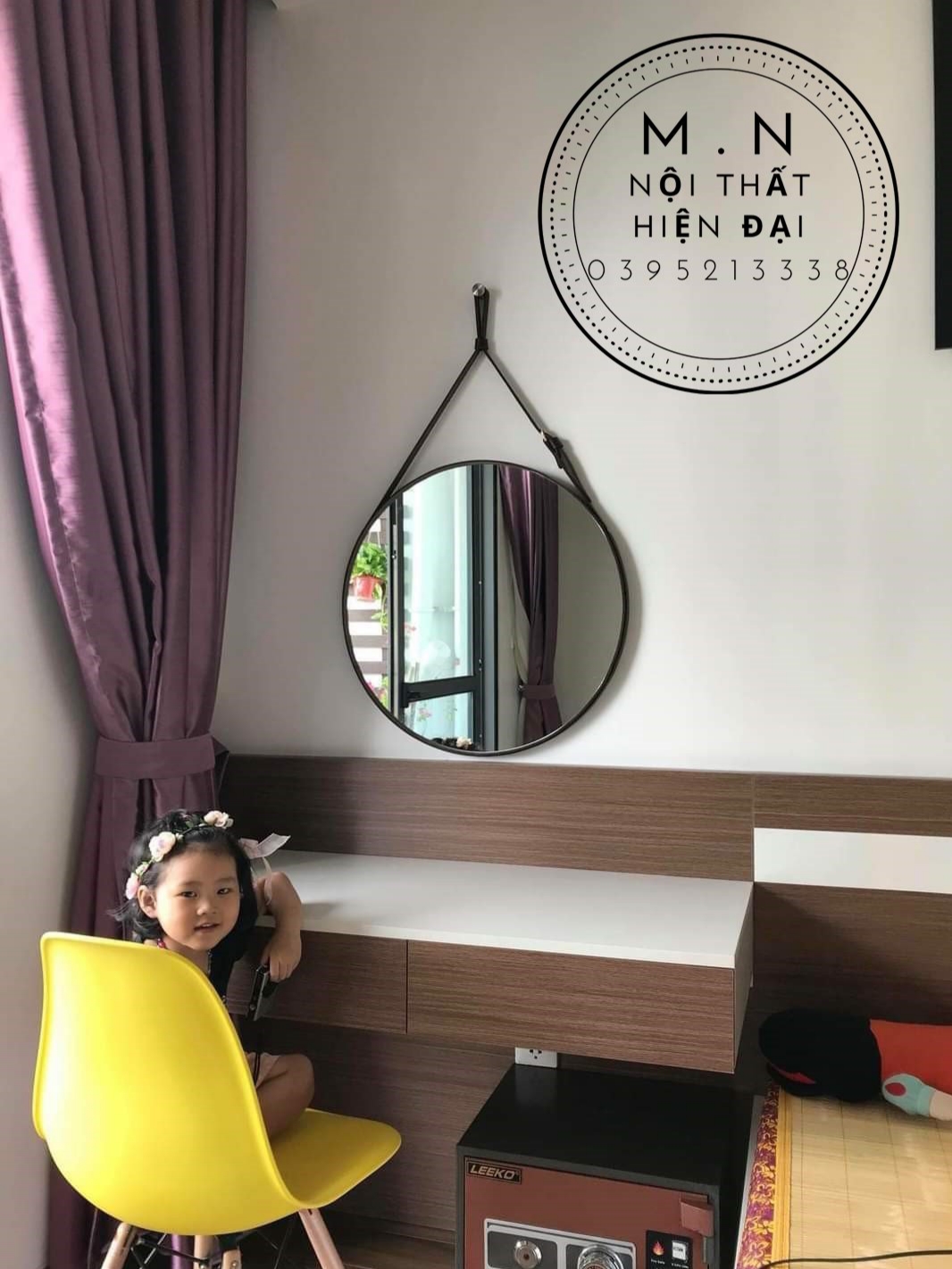 Gương Tròn Treo Tường Viền Da Simili