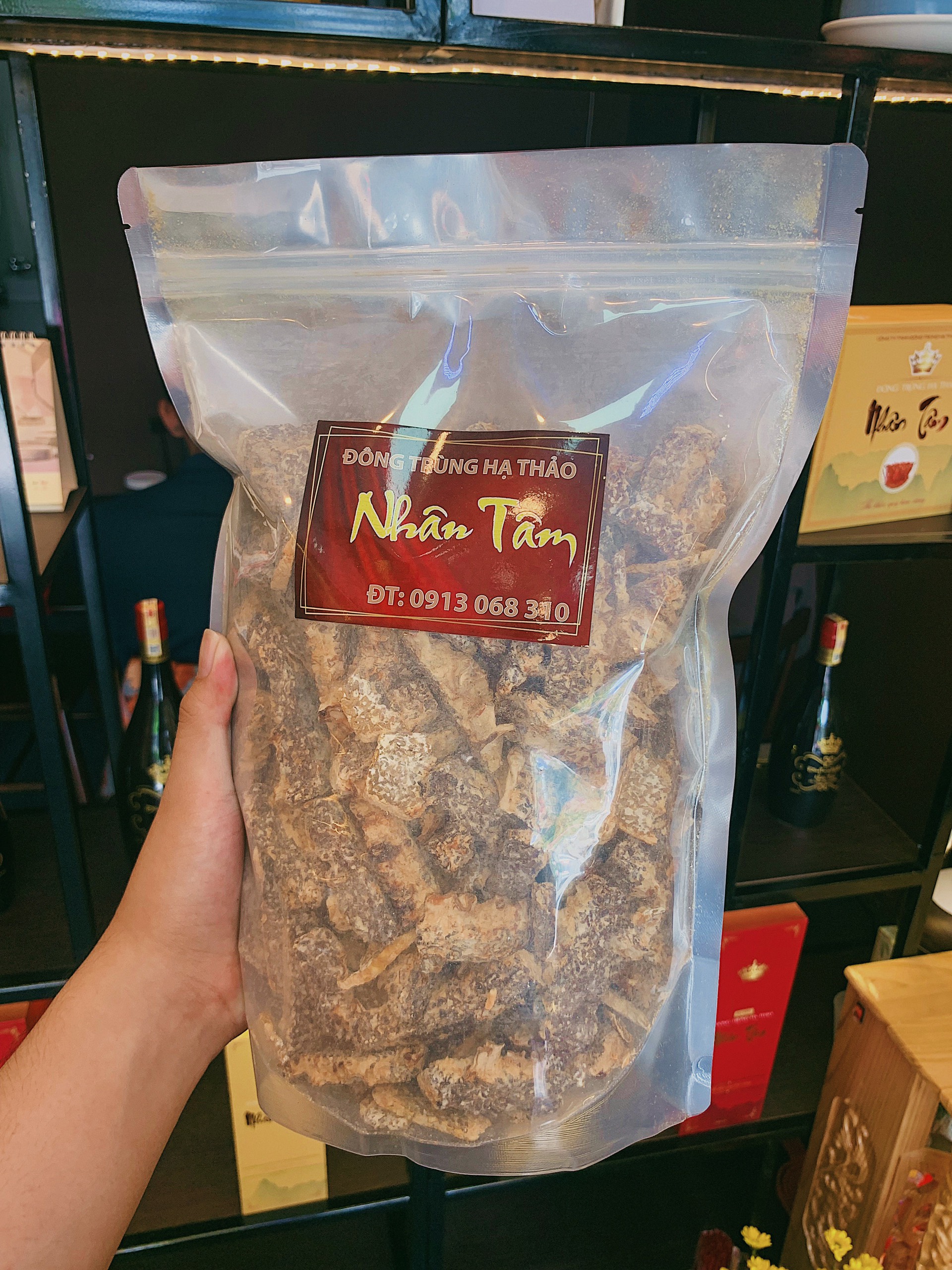 Đế đông trùng hạ thảo nhân tâm sấy khô – 500 gram