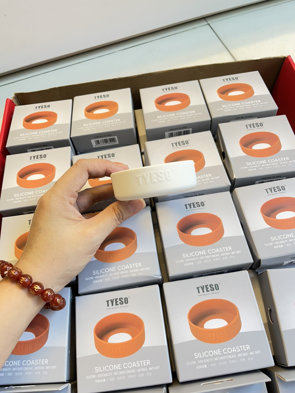 Đế lót chống trược Tyeso dành cho ly giữ nhiệt, bình giữ nhiệt