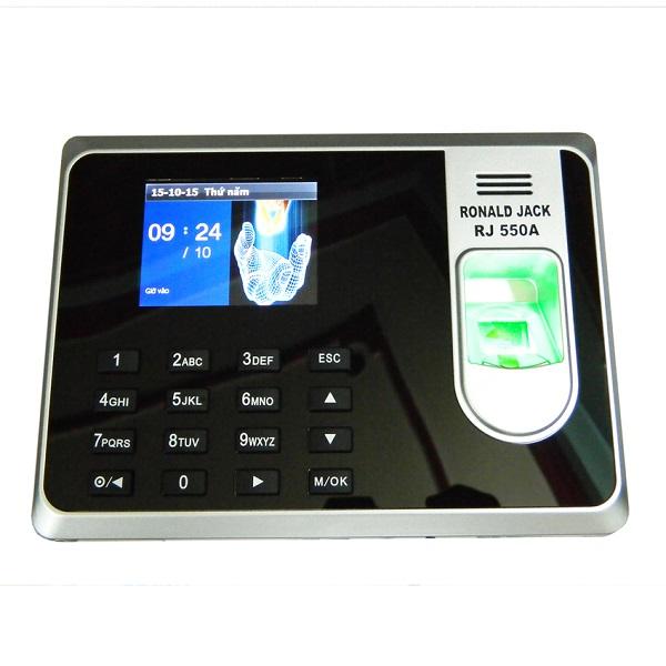 Máy chấm công vân tay + thẻ cảm ứng+ pin lưu điện ronald jack rj 550a