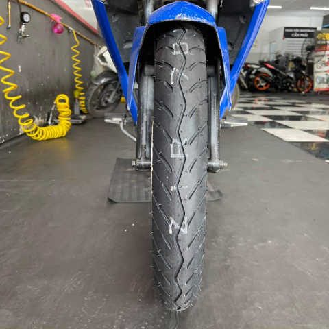 Vỏ xe Dunlop 70/90-17 D102A, vỏ trước xe máy