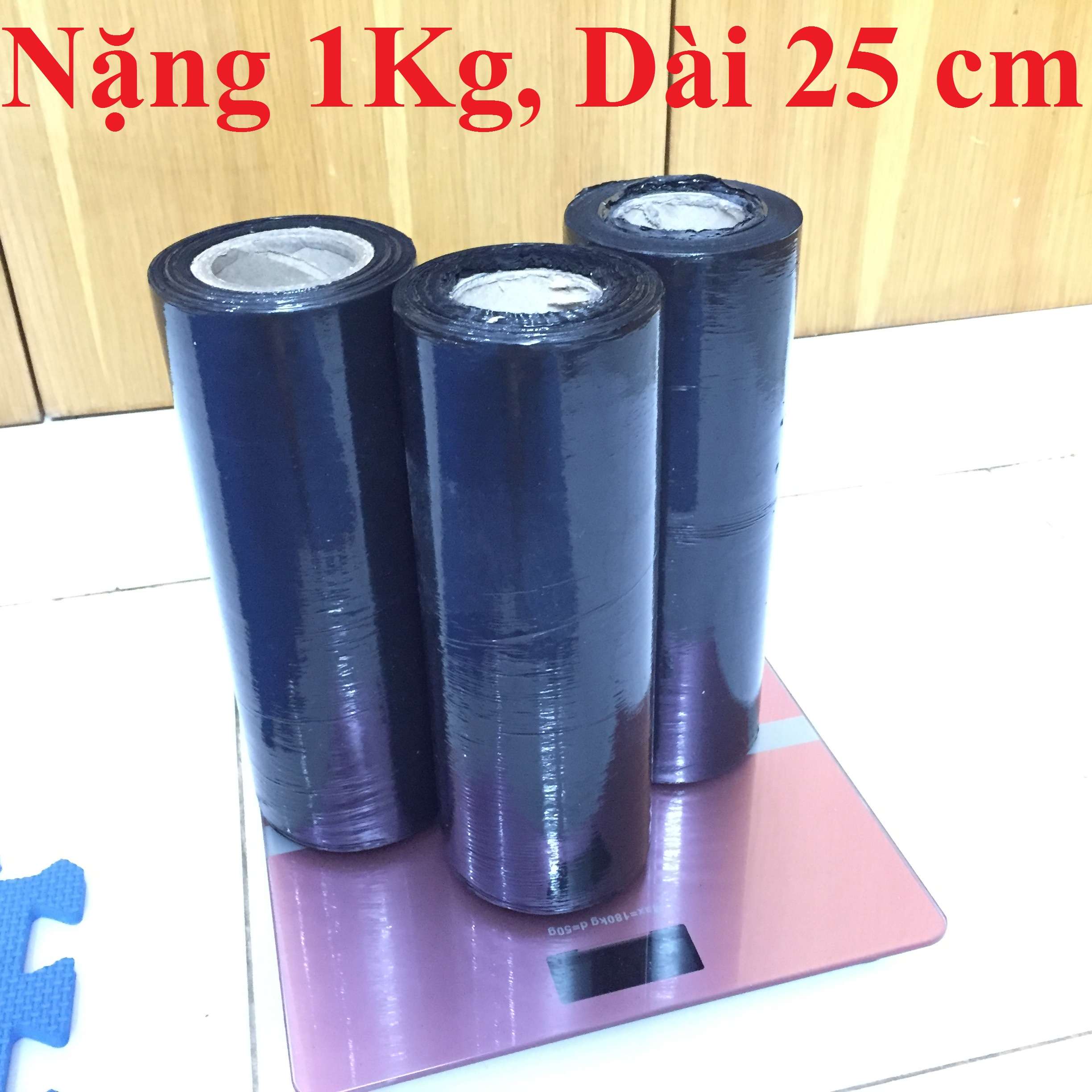 Màng PE đen 25cm, nặng 1Kg, màng PE bọc hàng rất dai, co dãn tốt, quấn hàng, cuốn pallet, hàng hoá, #màng pe cuộn, màng pe quấn pallet, màng pe quấn tay, màng pe bọc đồ, màng pe dày, màng pe đóng gói, màng pe đen giá rẻ