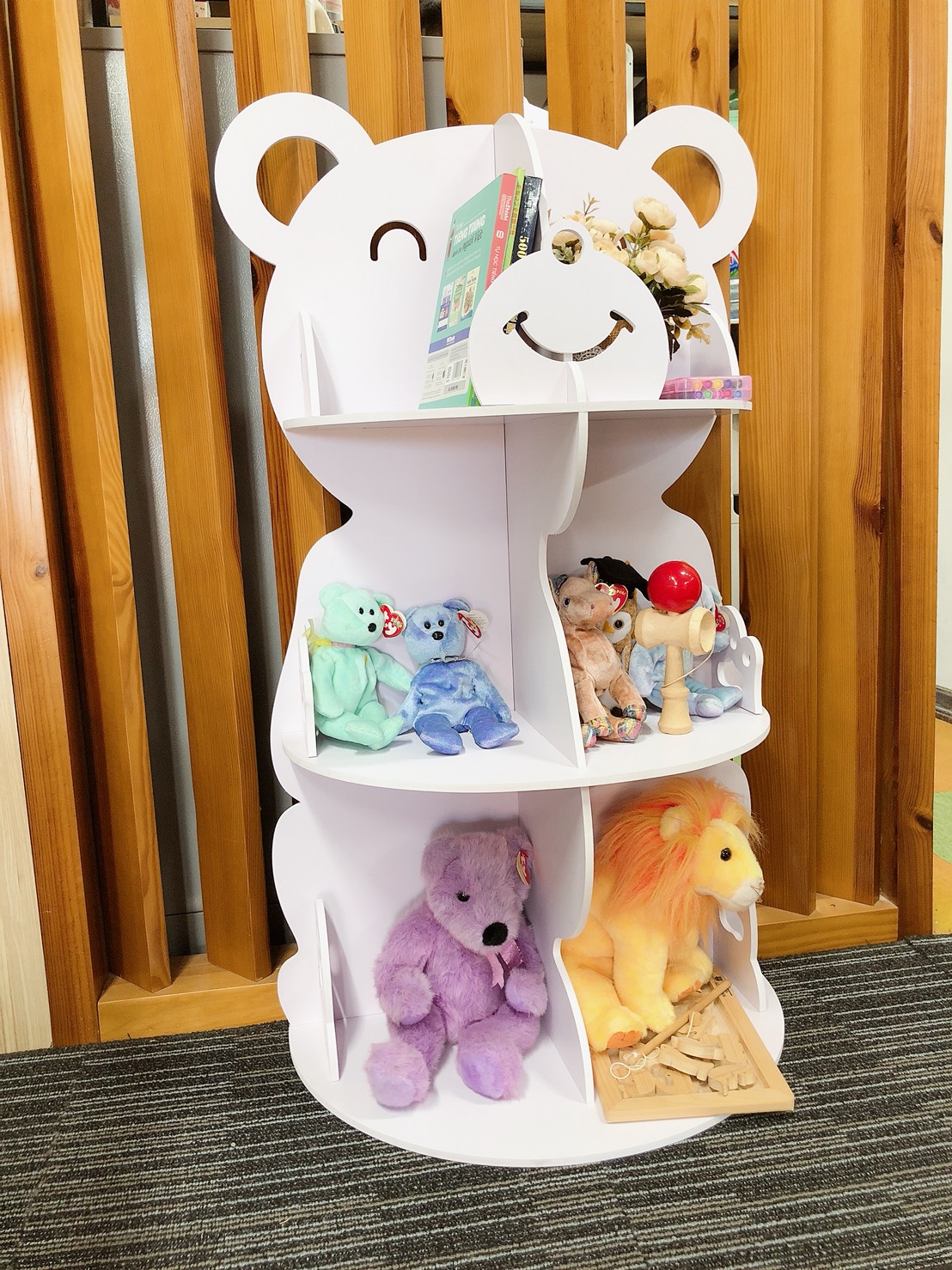 KỆ SÁCH Cho Bé hình Gấu  bằng Nhựa , kệ đa năng mini trang trí .