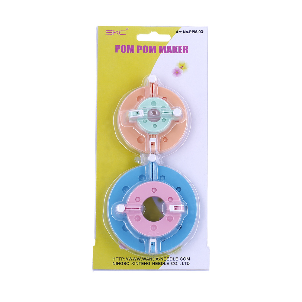 Bộ 8 cái dụng cụ làm pom pom nhiều kích cỡ