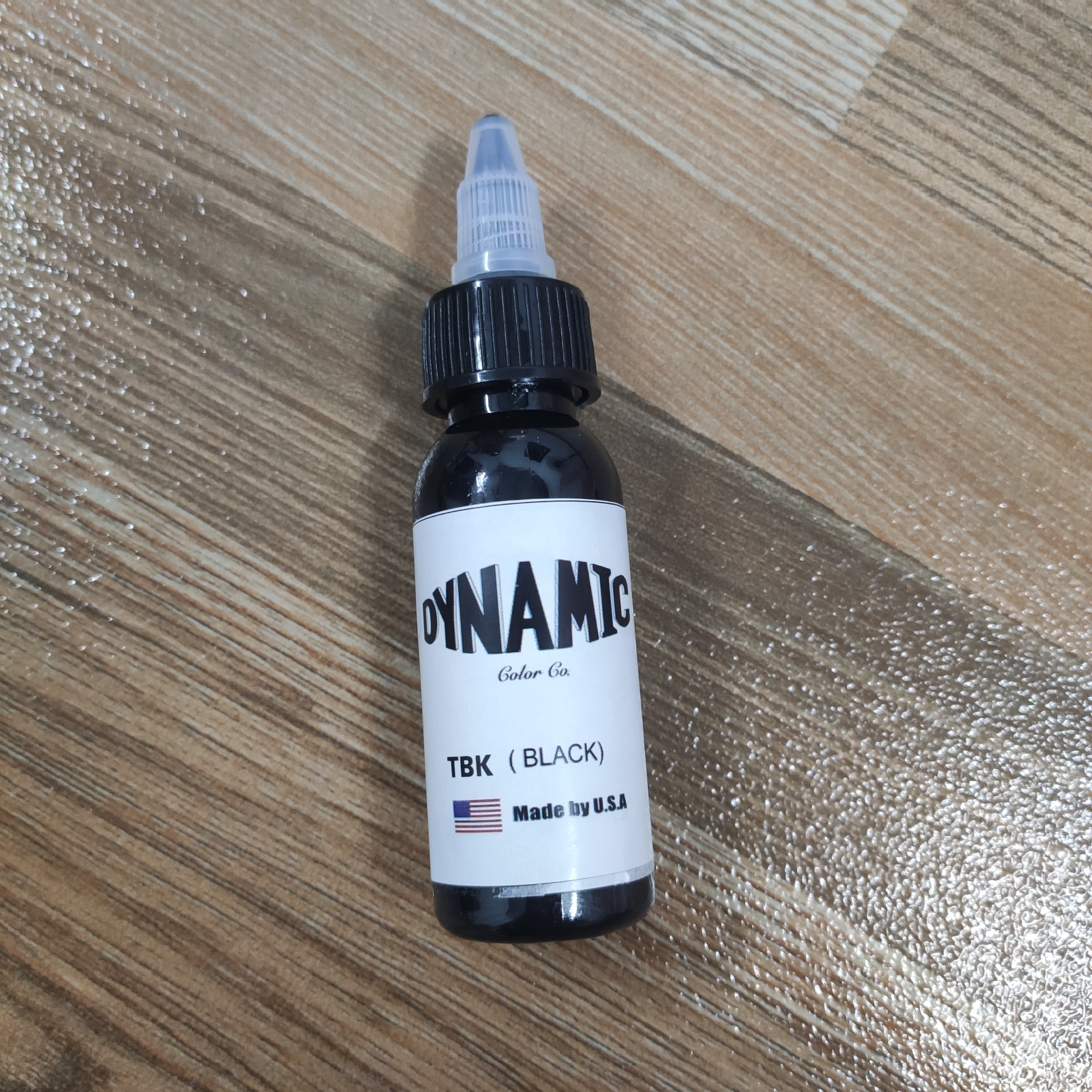 Mực xăm đen Dynamic TBK 30ml Triple Black đen tuyền - chai chiết